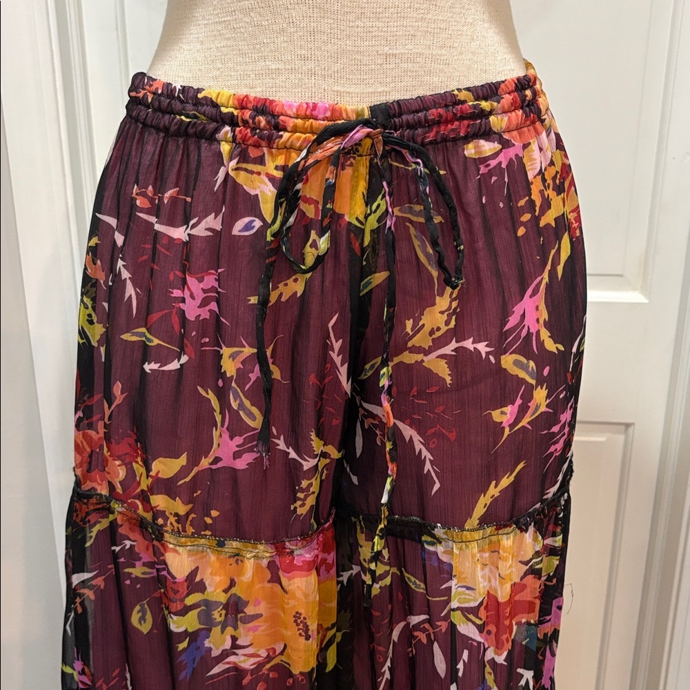 Earthbound sz  L elastic waist floral tiered ruffled flowy cropped pants - Picture 2 of 9